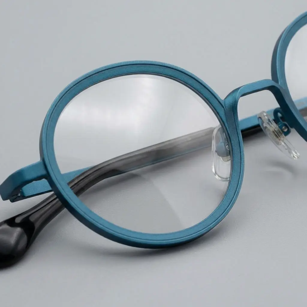 swoop details 2.webp